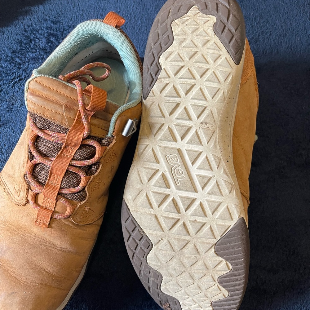 Teva Waterproof Hiking Shoes View 3